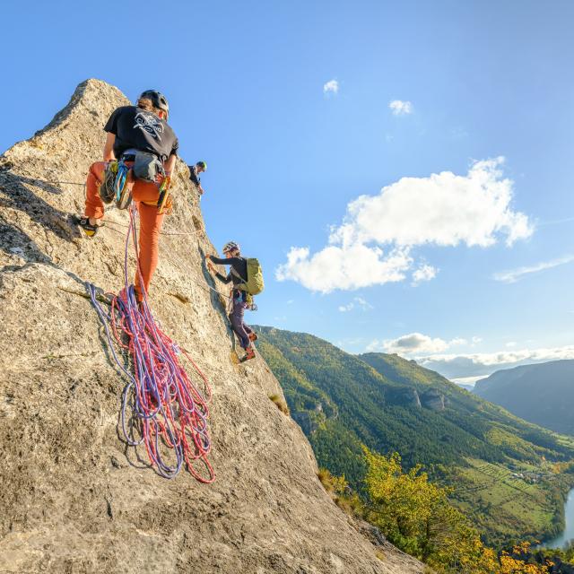 Climbing Grande Voie Gorges Du Tarn Copyright Remi Flament Pact Gdt Crtloccitanie 0037637 Md Min
