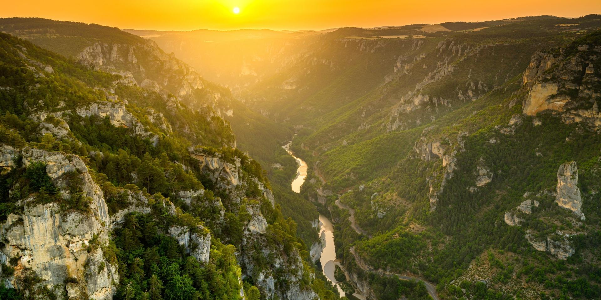 Point De Vue Roc Des Hourtous Copyright Remi Flament Pact Gdt Crtloccitanie 0037714 Md Min