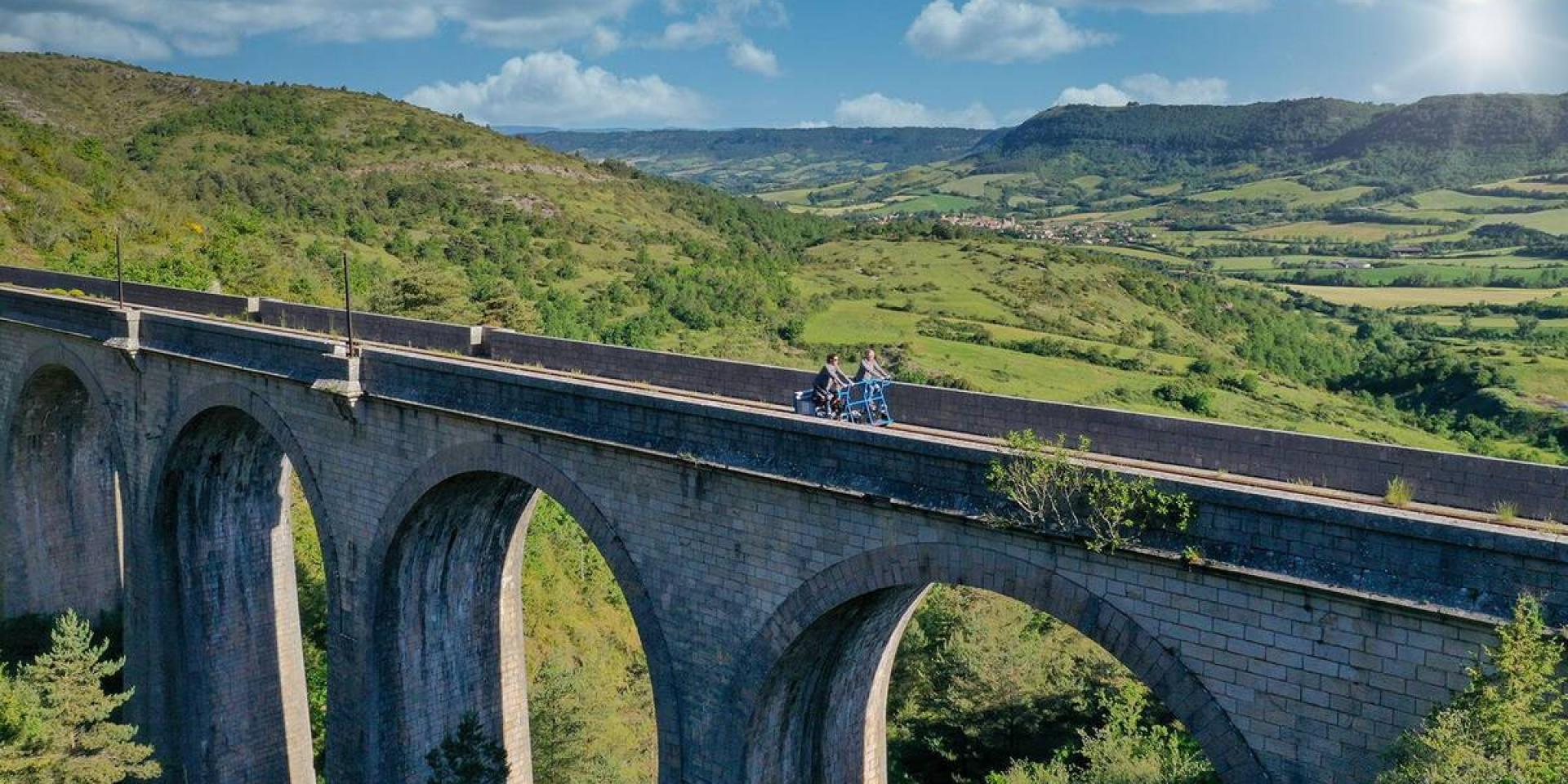 Larzac: ¡velorail en la tierra de los templarios! | Explore Millau