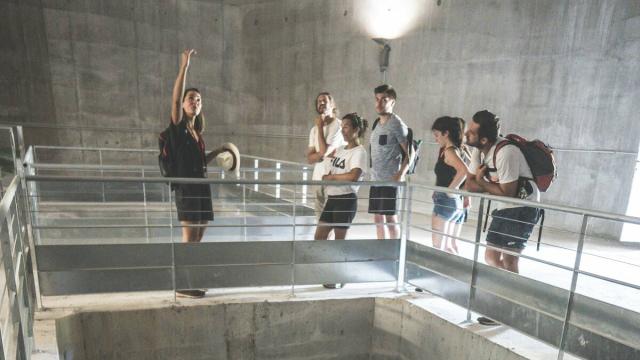 Viaduc De Haut En Bas Interieur P2 C Greg Alric Shoot Infactory 28 Min